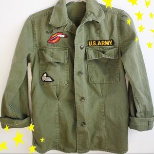 🌈 Vintage Army Jacket w/ Patches & Embroidery 🌵